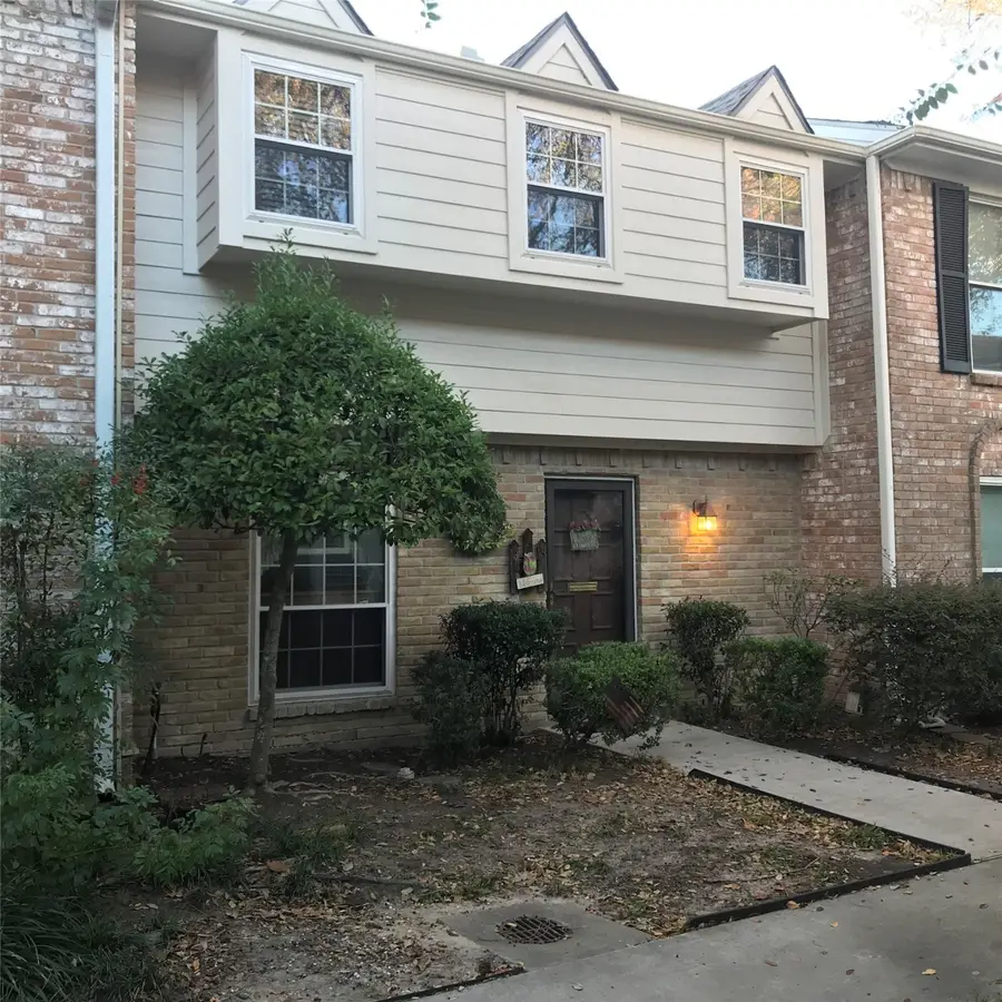 14151 Lost Meadow Lane, Houston, TX 77079 - Image #2