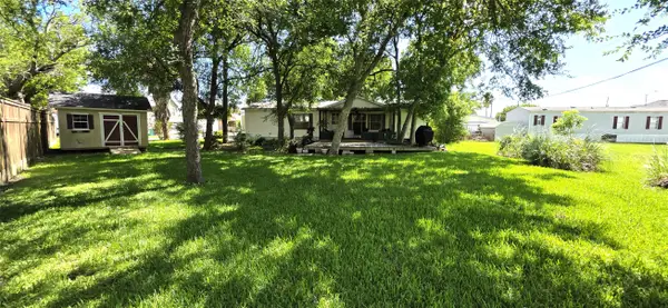 122 Bluebill Bay North, Baytown, TX 77523