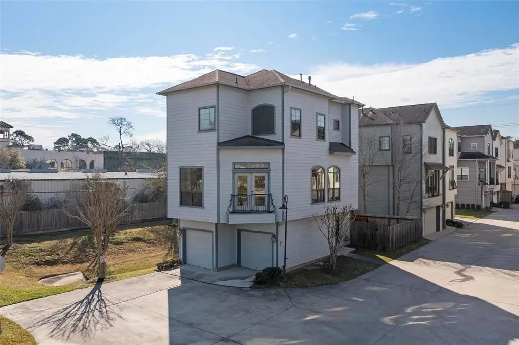 835 Garden Oaks Trace, Houston, TX 77018 - #1