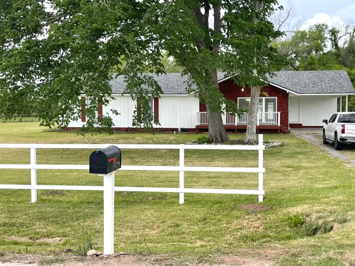 335 Carroll Roads E, Richmond, TX 77469 - #1
