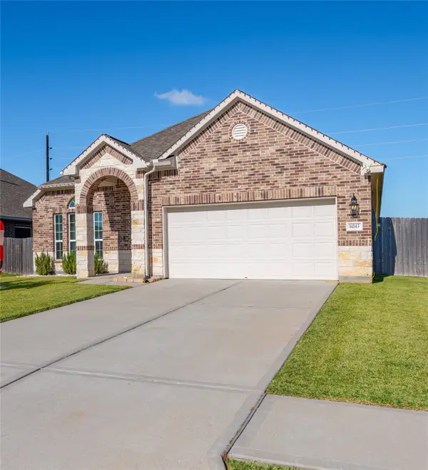 14143 Medina Drive, Baytown, TX 77523