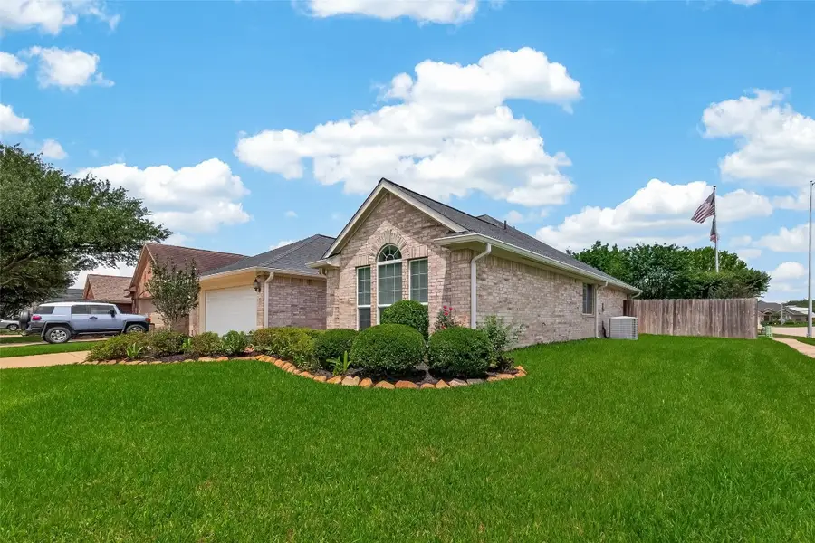 1823 Gillingham Way, Pasadena, TX 77504 - #3