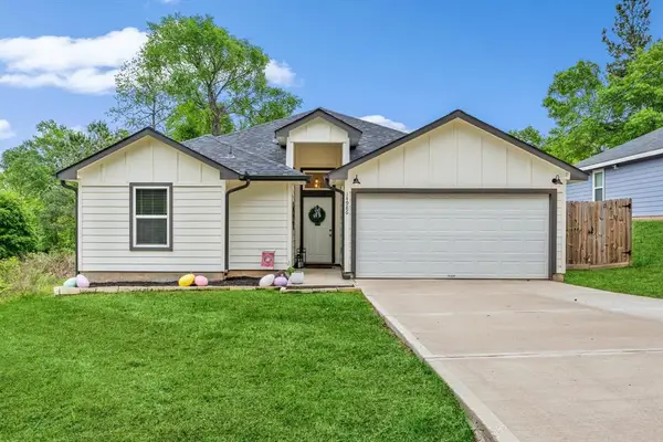 14986 Indian Hill Trail, Willis, TX 77378