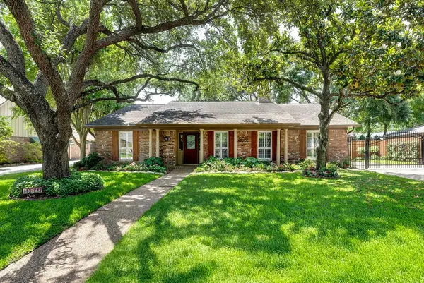 10727 Piping Rock Lane, Houston, TX 77042