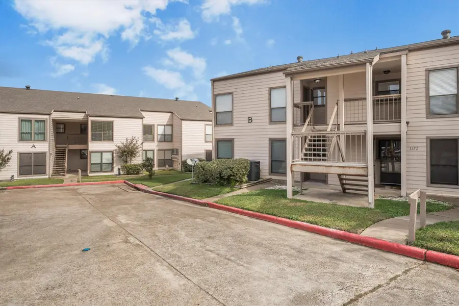 202 Lakeview Terrace #A, Conroe, TX 77356 - #3
