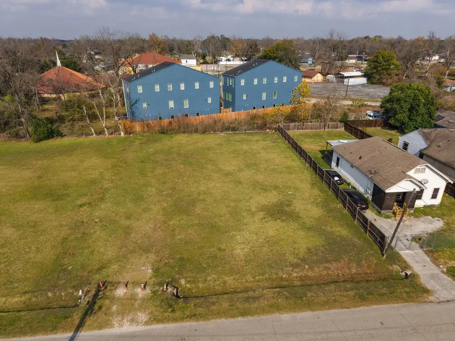 950 Granville Drive, Houston, TX 77091 - Image #3