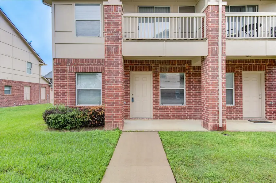 3825 Shire Valley Drive, Missouri City, TX 77459 - Image #3