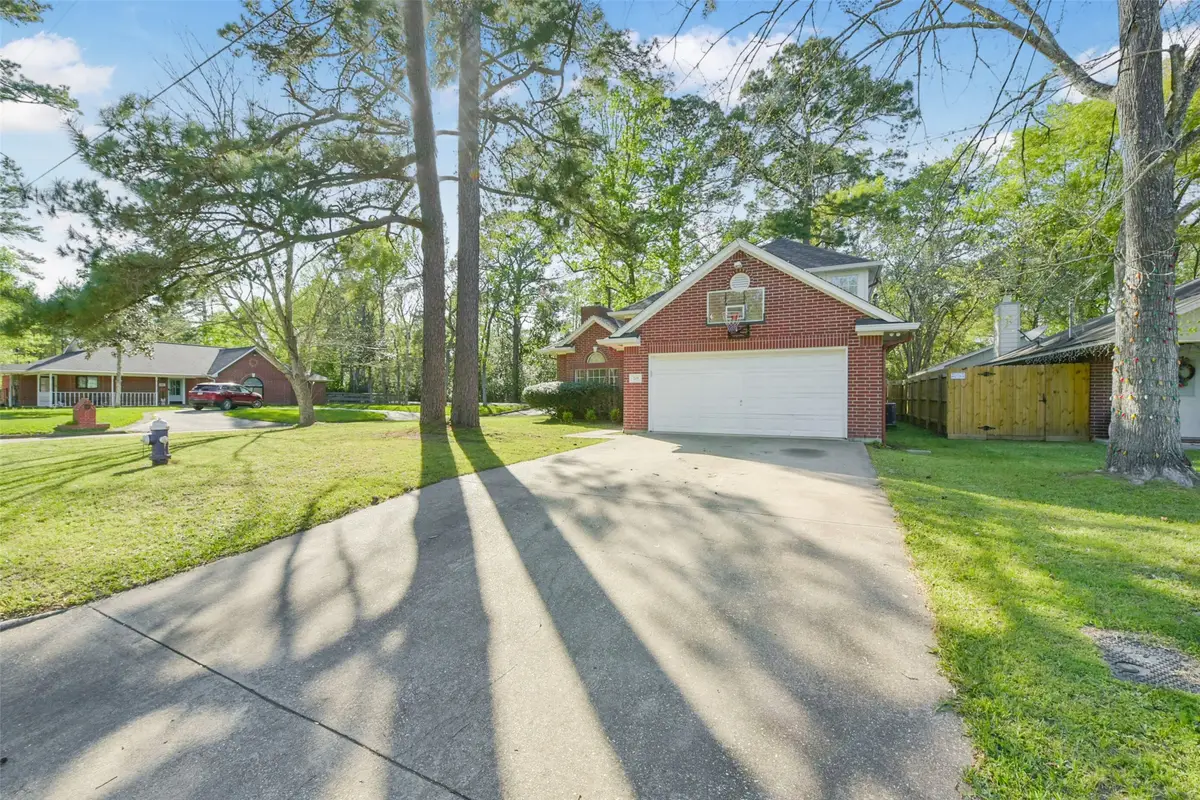 201 Pine Place Street, Dayton, TX 77535 - #1