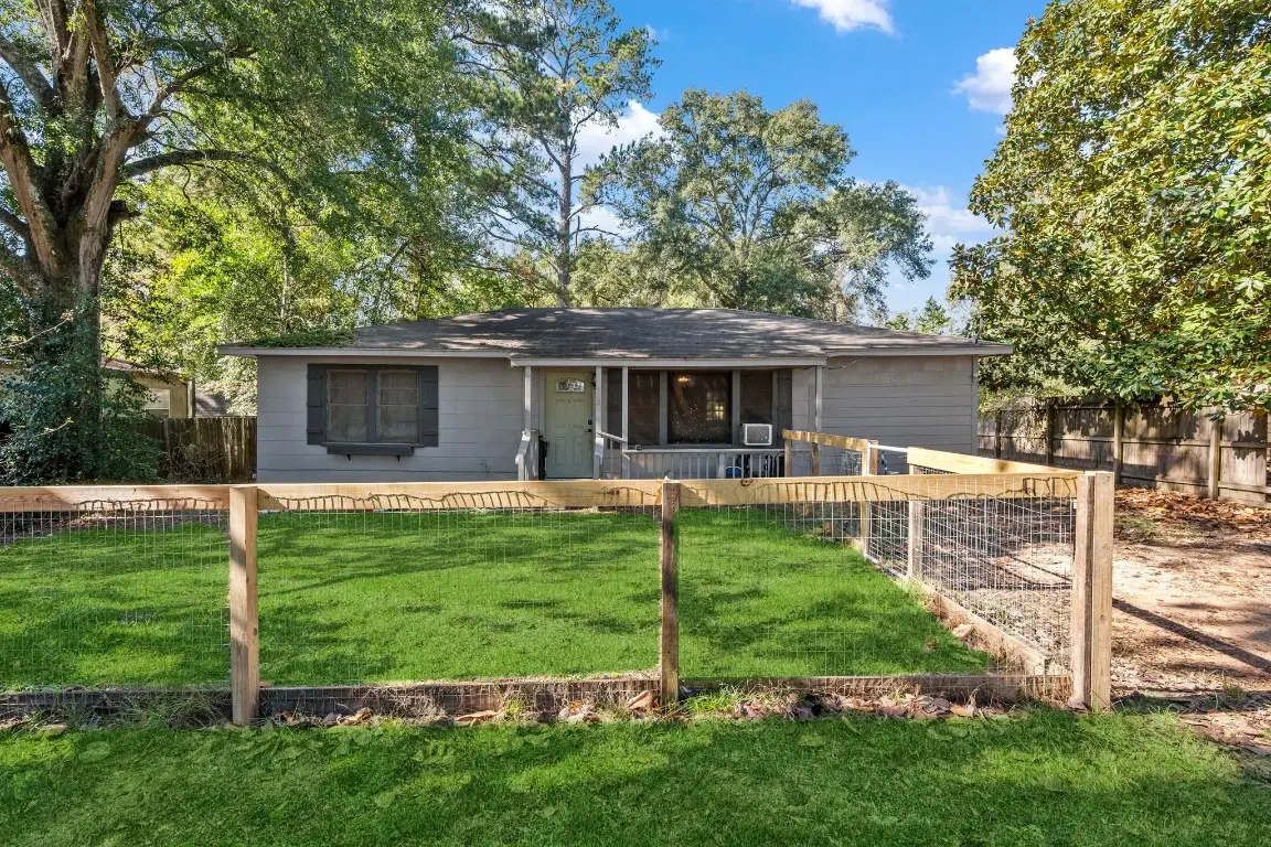 412 Dunnam Avenue, Cleveland, TX 77327 - #1