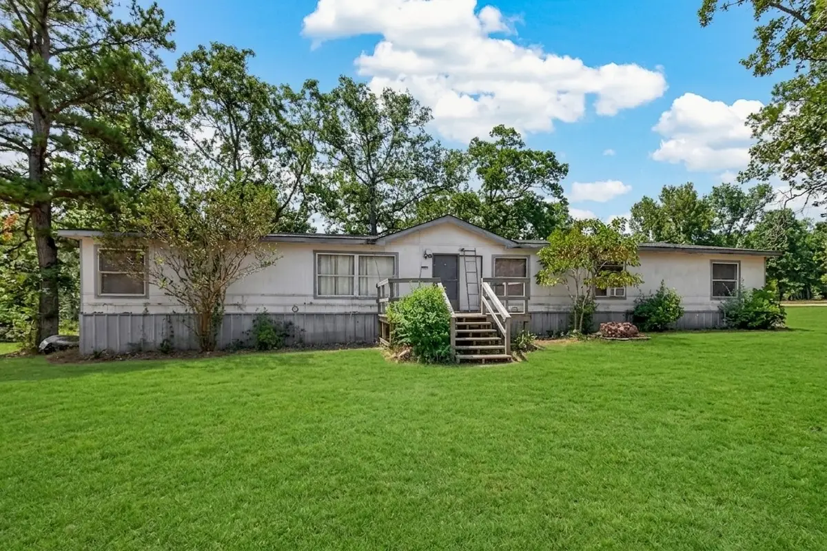 27 Pinedale Subd Rd, Huntsville, TX 77320 - #1