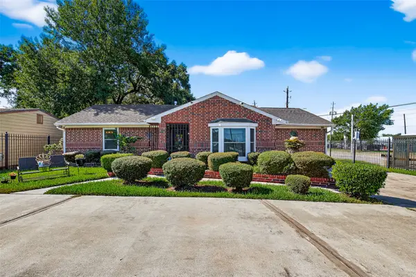 5102 Cortelyou Lane, Houston, TX 77021