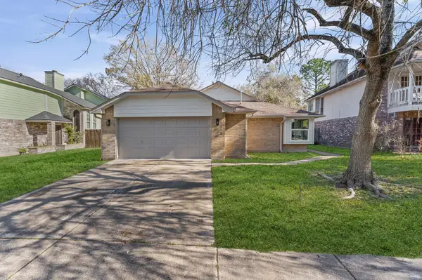 13838 Dentwood Drive, Houston, TX 77014