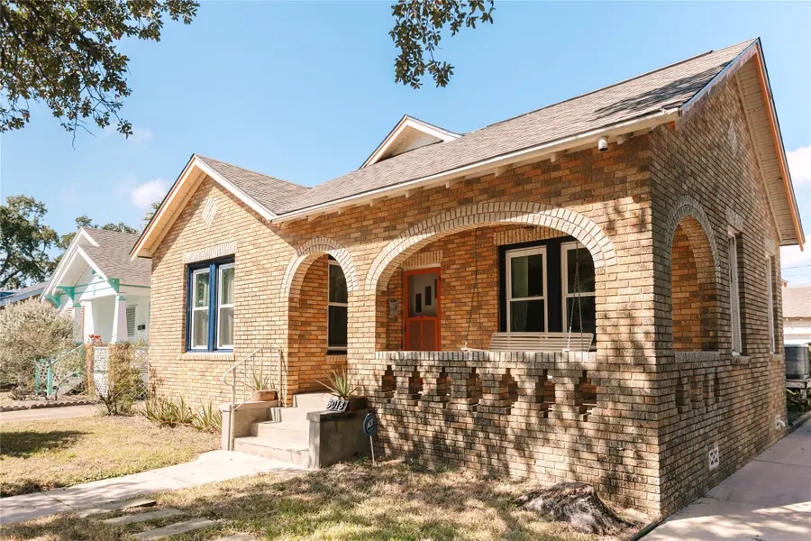 5018 Avenue P, Galveston, TX 77551 - Image #2