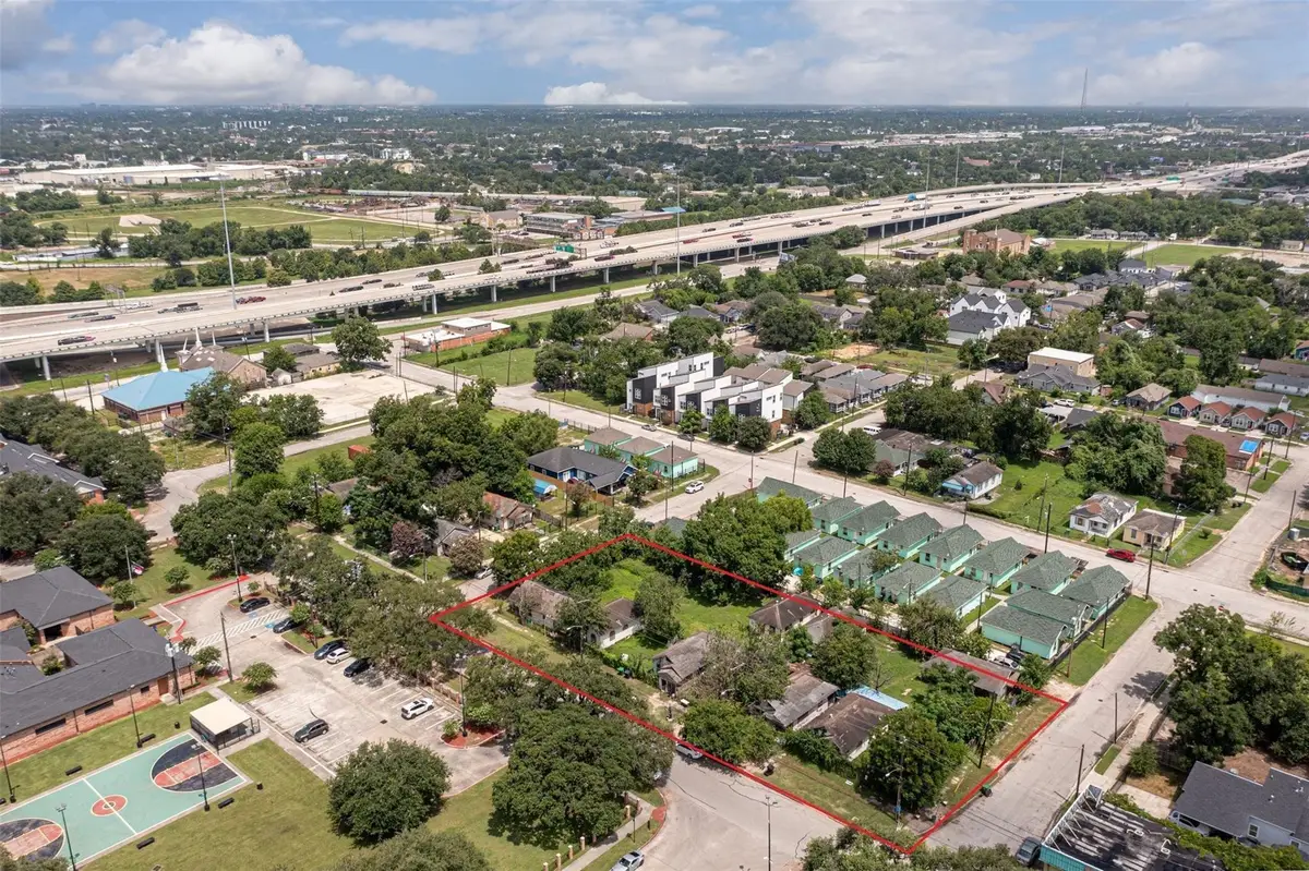 1202 Bayou Street, Houston, TX 77020 - #1