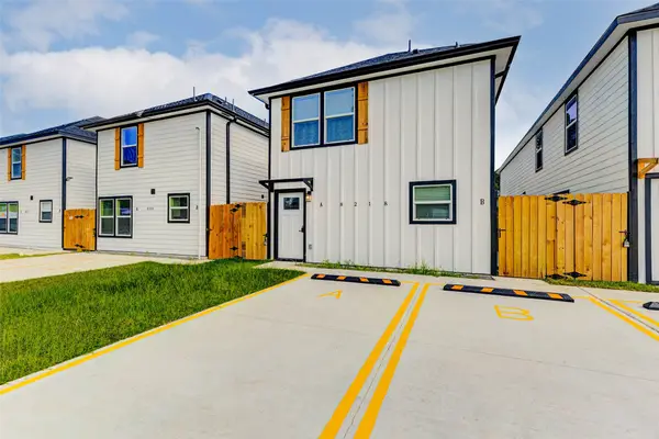 8218 Bigwood Street #A/B, Houston, TX 77078
