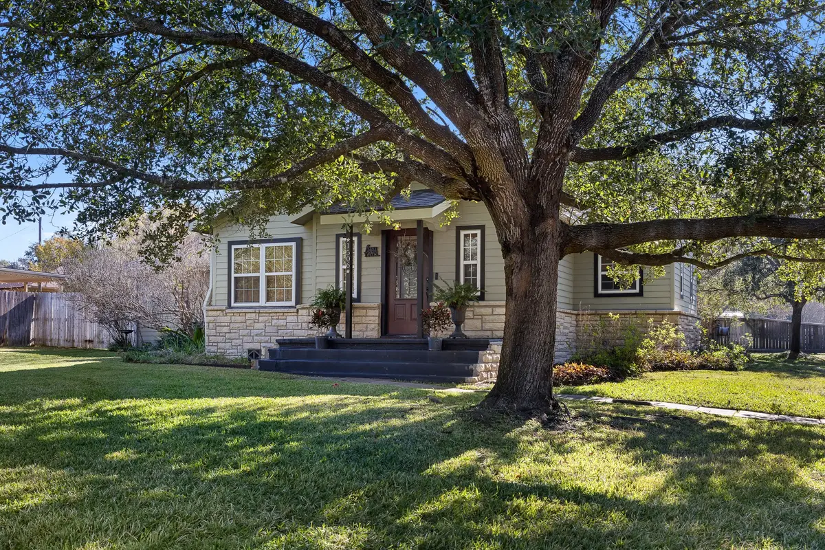 1506 E Washington Ave, Navasota, TX 77868 - Image #1