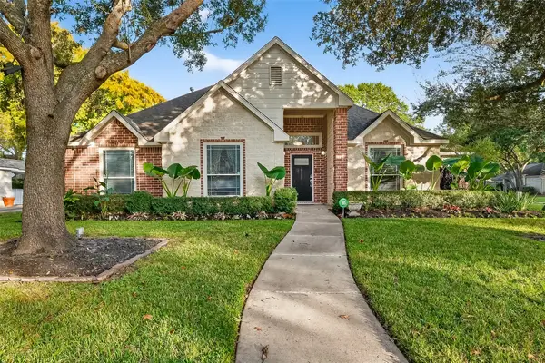 9102 S Pass Lane, Houston, TX 77064