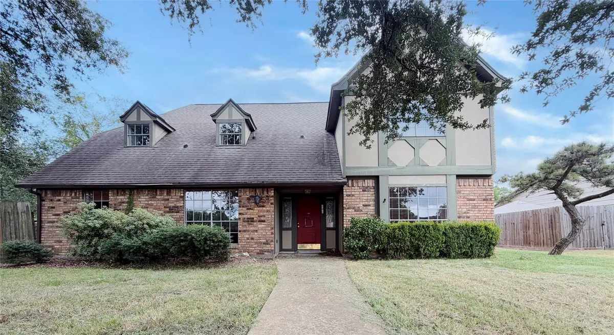 101 Rose Trail, Lake Jackson, TX 77566 - #1