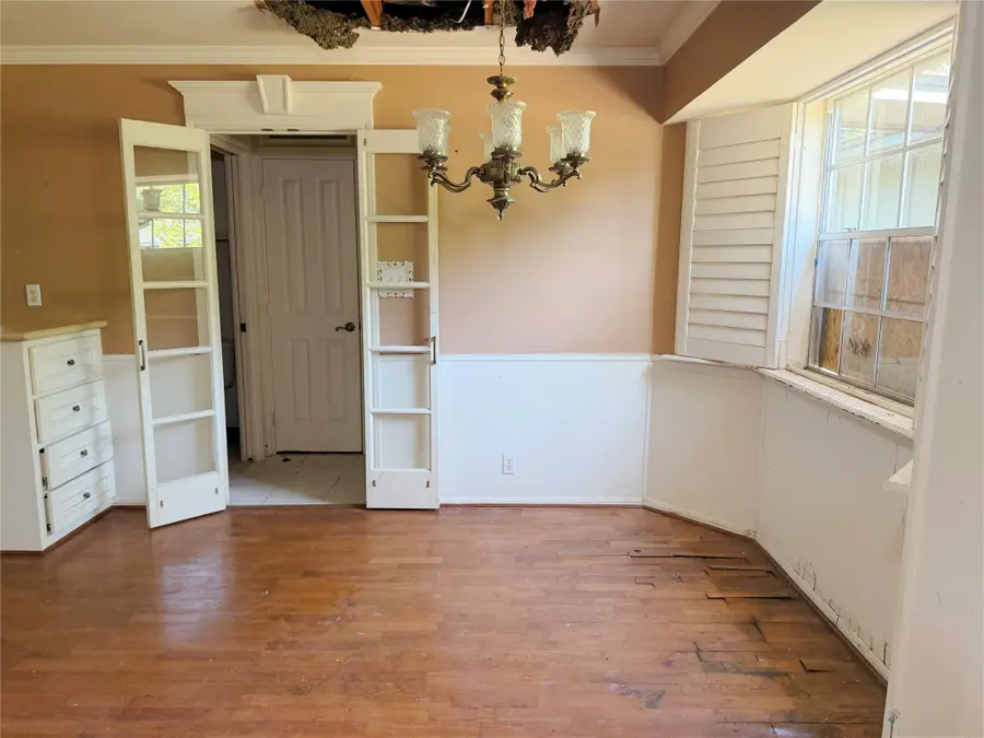 101 Rose Trail, Lake Jackson, TX 77566 - #2