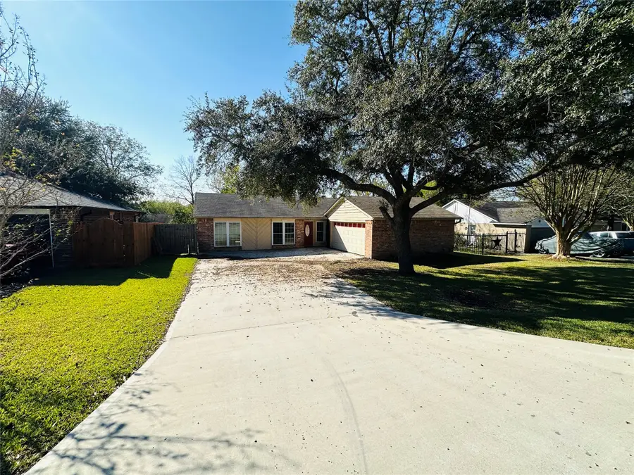 12791 Lake Conroe Hills Drive, Willis, TX 77318 - Image #2