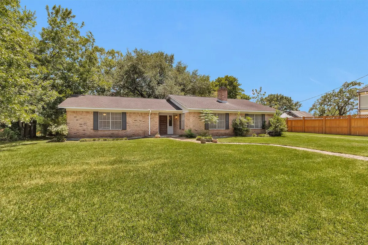 602 Gibbs Street, Navasota, TX 77868 - #1