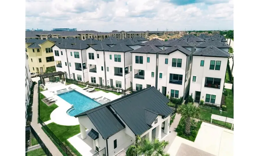 2802 Grand Fountains Drive #F, Houston, TX 77054 - #2