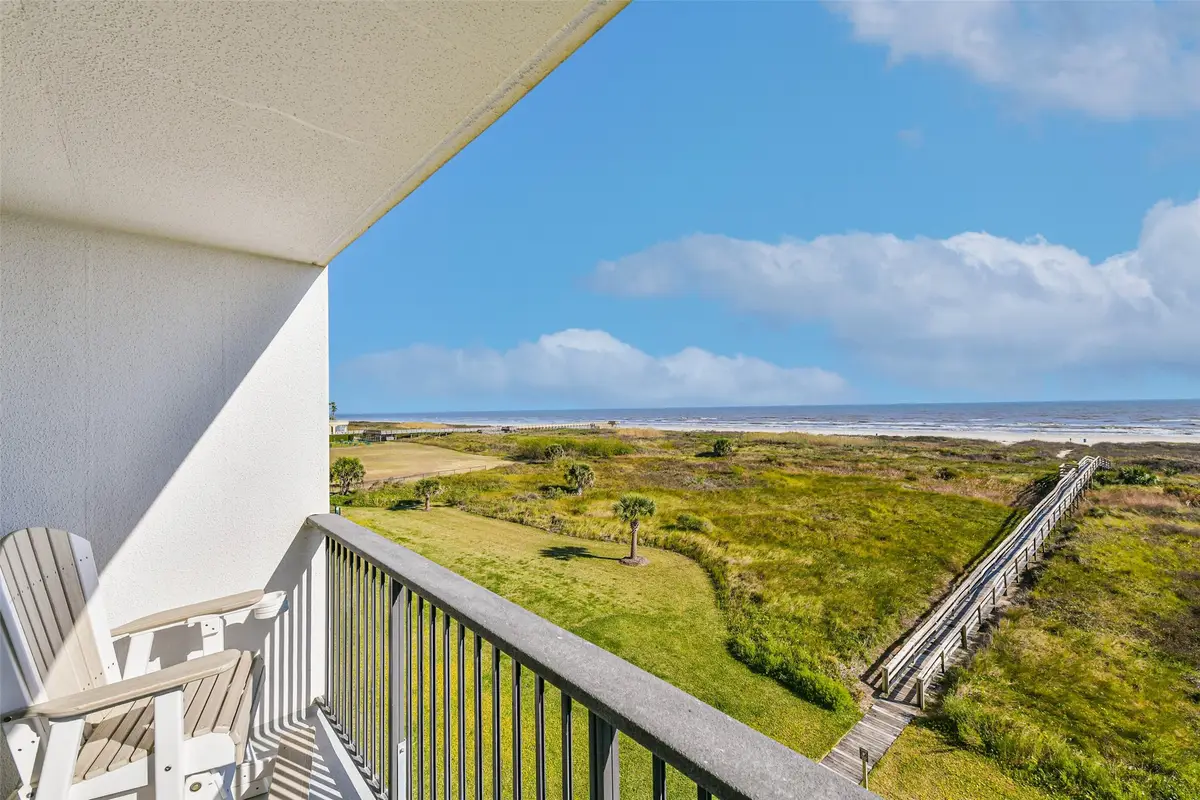 415 E Beach Drive #305, Galveston, TX 77550 - #1