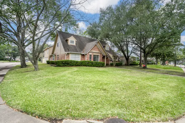 12107 Westmere Drive, Houston, TX 77077