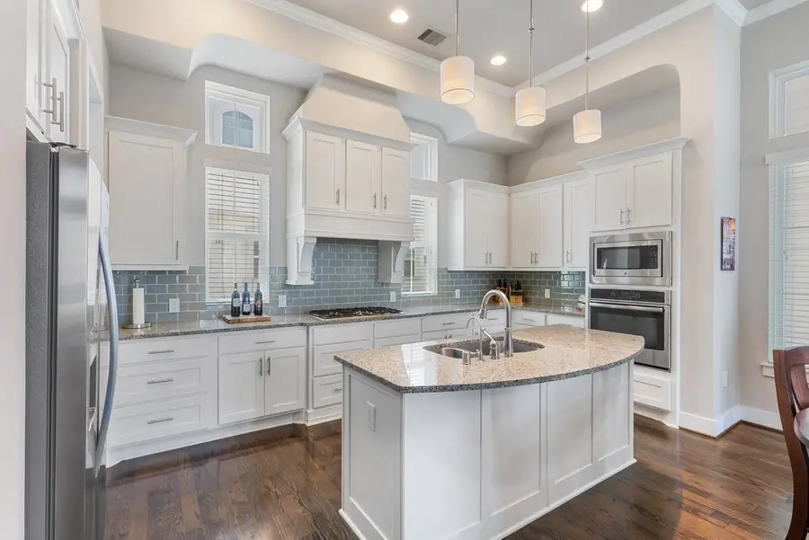 637 Middle Street, Houston, TX 77003 - #3