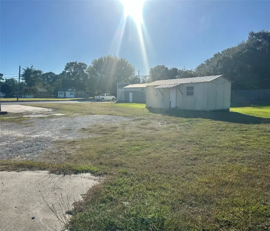 2089 Canal St, Port Arthur, TX 77640 - #3