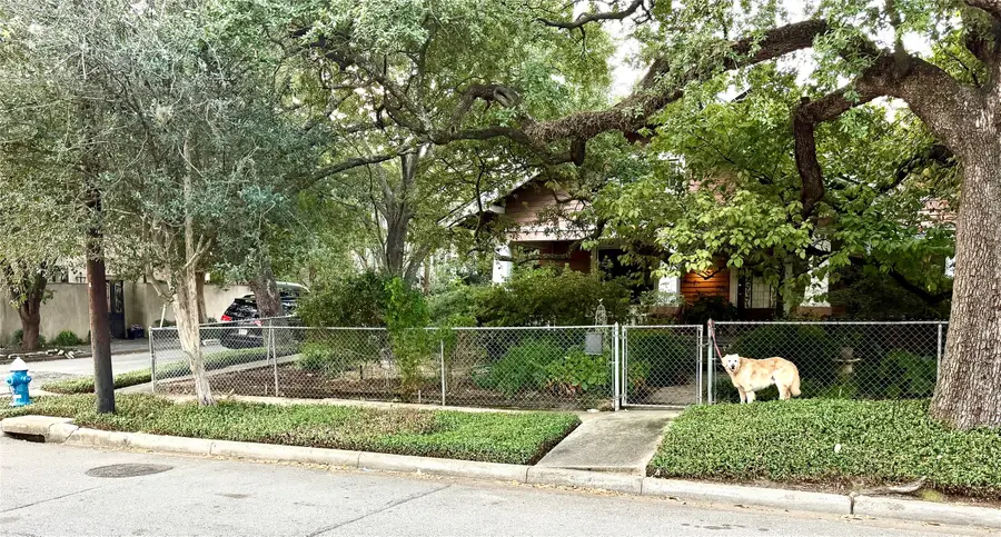 603 Welch Street, Houston, TX 77006 - #2