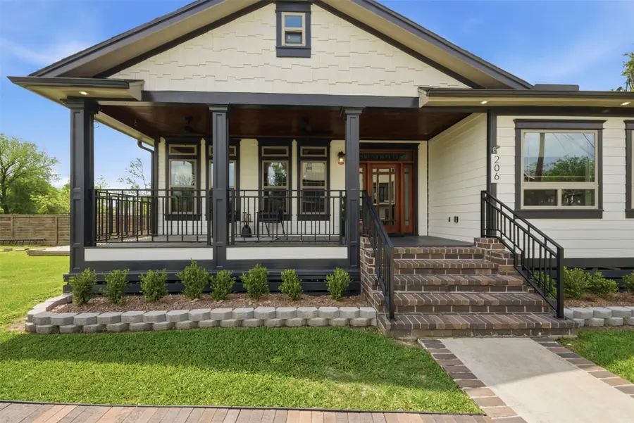 206 N Street, Houston, TX 77009 - #3