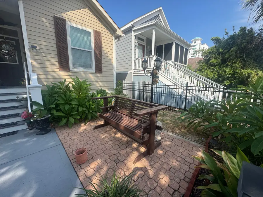 708 Sealy Street, Galveston, TX 77550 - Image #3