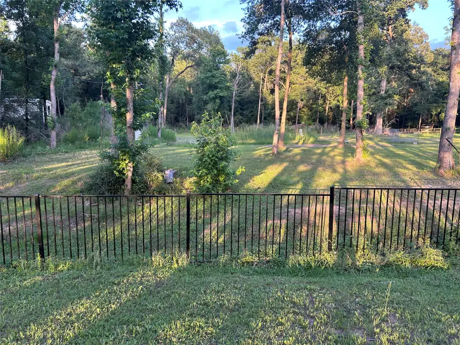 13881 Park Ave, Conroe, TX 77384 - #3