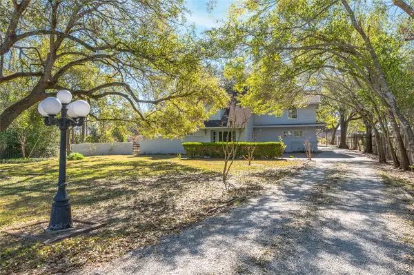 1423 N Wharton Street, El Campo, TX 77437