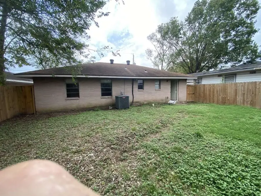 3827 Amos Street, Houston, TX 77021 - Image #2
