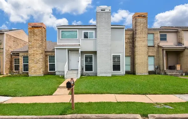 6418 Cambridge Glen Lane, Houston, TX 77035