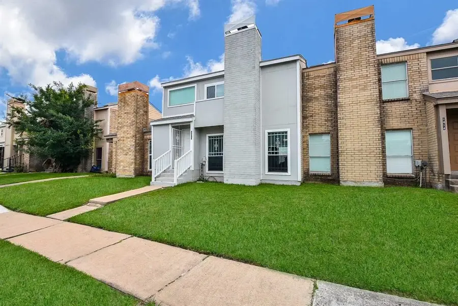 6418 Cambridge Glen Lane, Houston, TX 77035 - Image #3