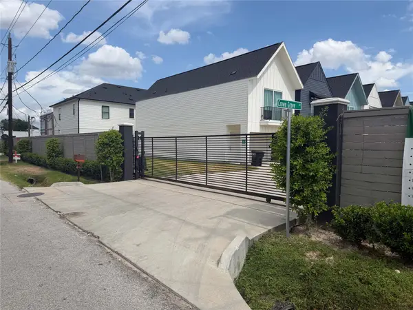 4621 Crown Bend Lane, Houston, TX 77018