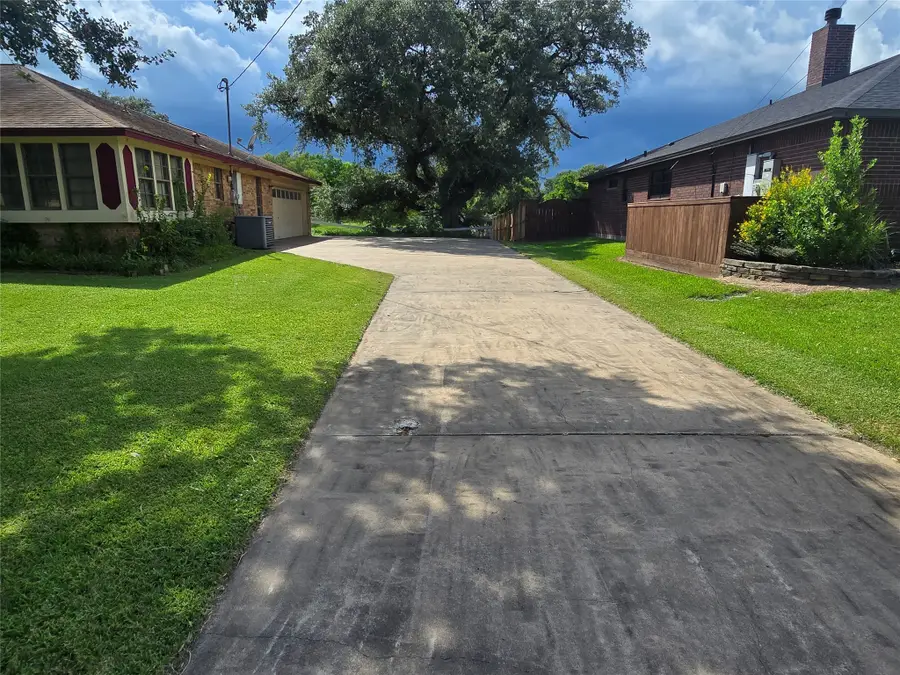 5000 Magnolia Lane, Bay City, TX 77414 - Image #3