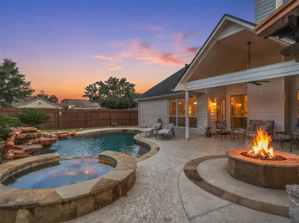 17412 Waterview Drive, Montgomery, TX 77356