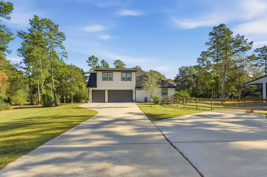 33710 Walnut Grove Drive, Magnolia, TX 77355 - Image #2