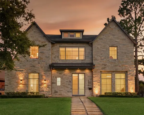 6273 Piping Rock Lane, Houston, TX 77057