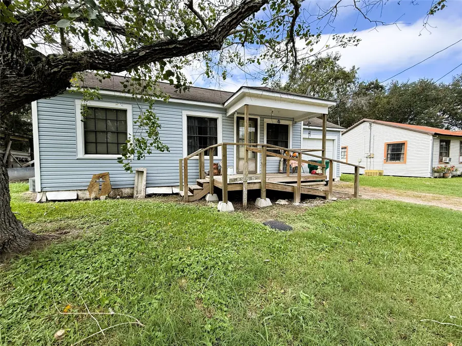 608 Hackberry Bend, Ganado, TX 77979 - #3