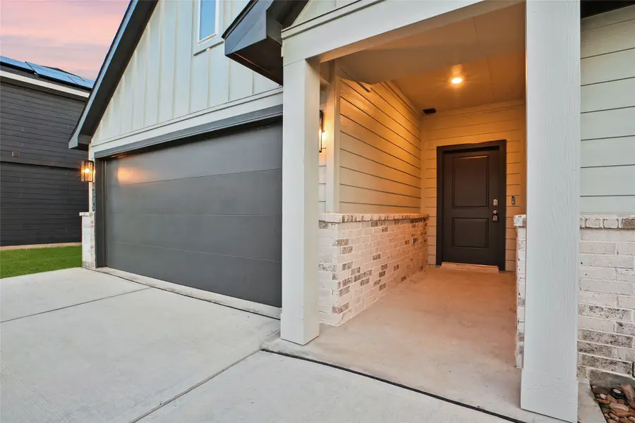 4306 Multnomah Falls Court, Conroe, TX 77303 - Image #3