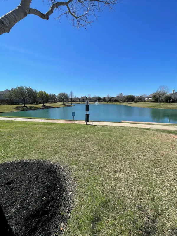 3807 Windmill Creek Drive, Richmond, TX 77407