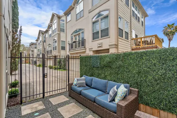 126 Detering Street #D, Houston, TX 77007