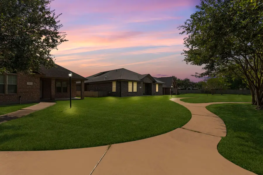 137 Silverbell Circle, Lake Jackson, TX 77566 - #3