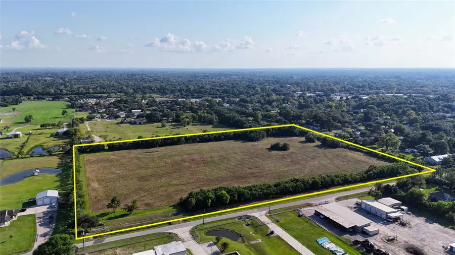 00 11th, Santa Fe, TX 77510 - Image #2