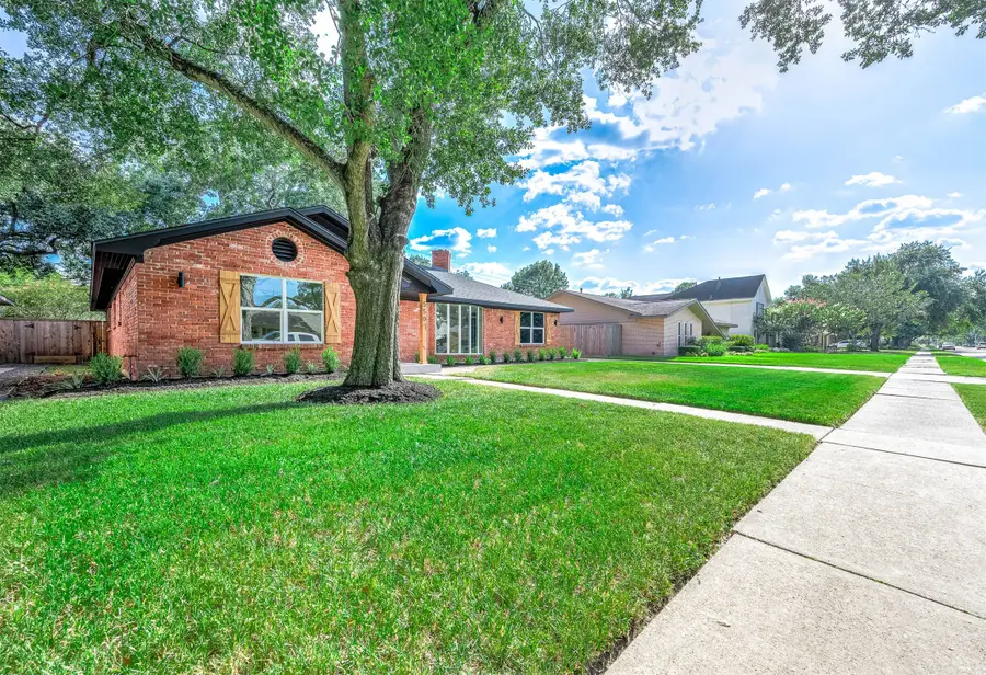 5507 Valkeith Drive, Houston, TX 77096 - #3